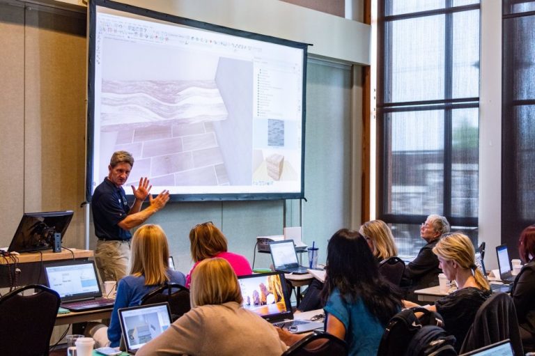 Scott Harris training a Chief Architect class.